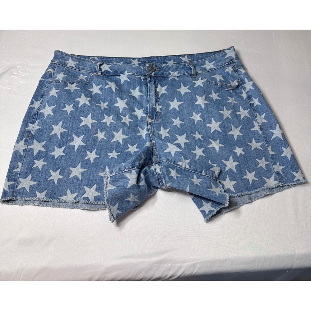Lane Bryant Star Print Denim Shorts Blue White Distressed Raw Hem Plus Size 20